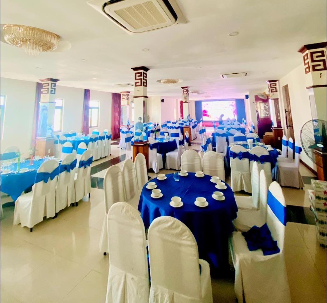 Phuong Dong Hotel Dn By -Bay Luxury 다낭 외부 사진